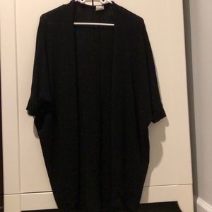 Short-Sleeved Black Cardigan